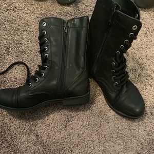 Black Zipper/Lace boots